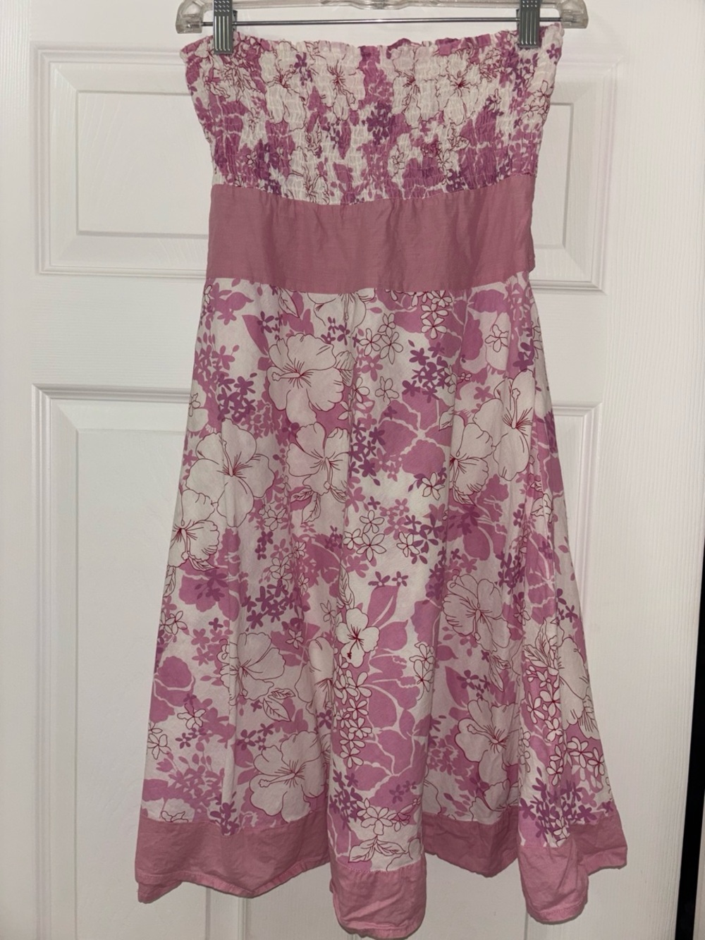Vintage She's Cool Pink and White Floral Strapless Sundress